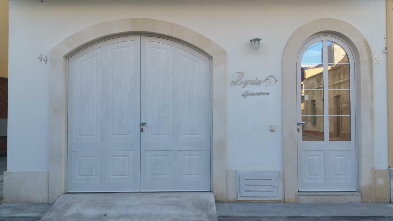 Lyria Hotel Marzamemi Bagian luar foto